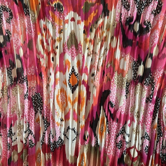 Allison Taylor Floral Sleeveless Tank – Size L, Excellent Condition - Picture 9 of 11